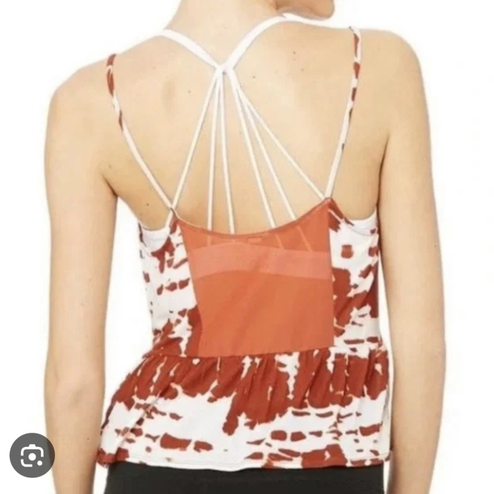 NWT Alo Yoga Tank - Picture 2 of 6